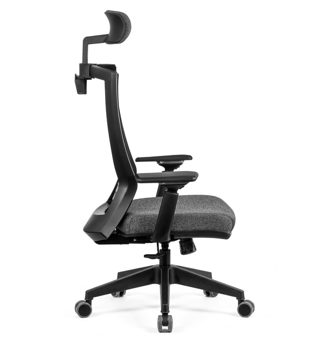 Hector ergonomikus magas háttámlás irodaszék vállfával, 3D kartámasz, 140kg