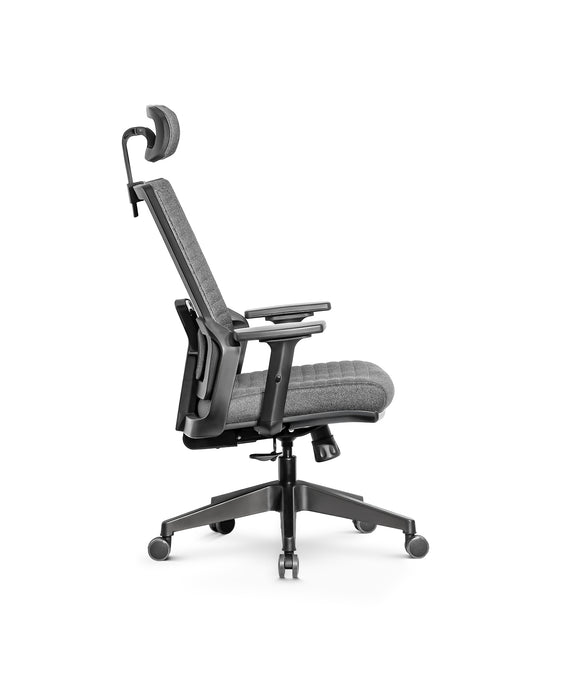 Tremezzo multifunkciós szövet irodai forgószék, állítható deréktámasz, 2D kartámasz, emelhető és dönthető fejtámla, multiblokk mechanika