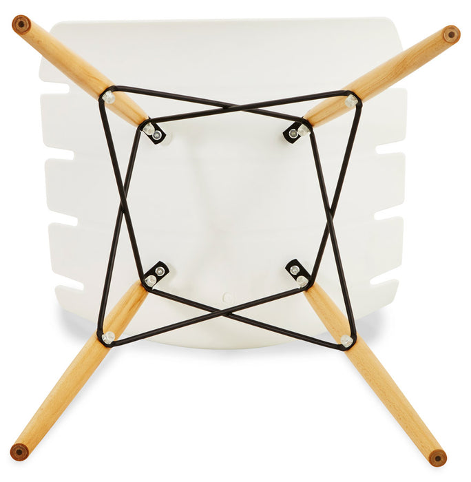 Strata skandináv dizájn ihlette szék